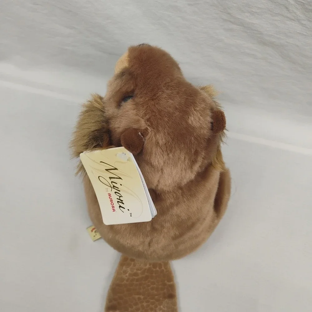 NWT Aurora Miyoni‎ Beaver 8